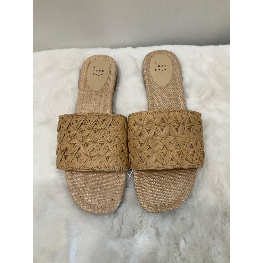 a New Day size 10, NEW Ariella Woven Raffia Slide Sandals Tan Memory Foam - Picture 2 of 6